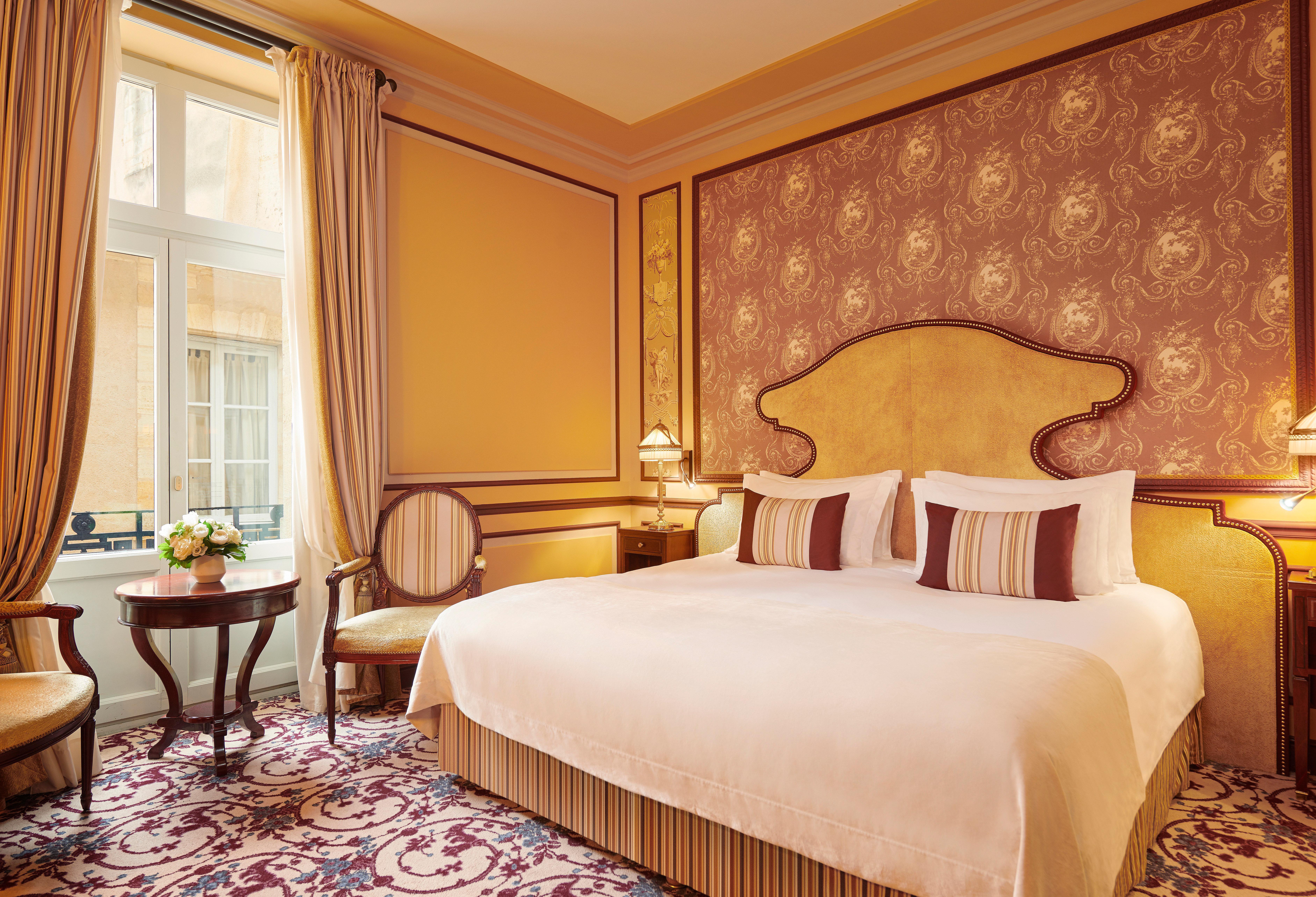 Intercontinental Bordeaux Le Grand Hotel By Ihg Exterior foto A room at the hotel