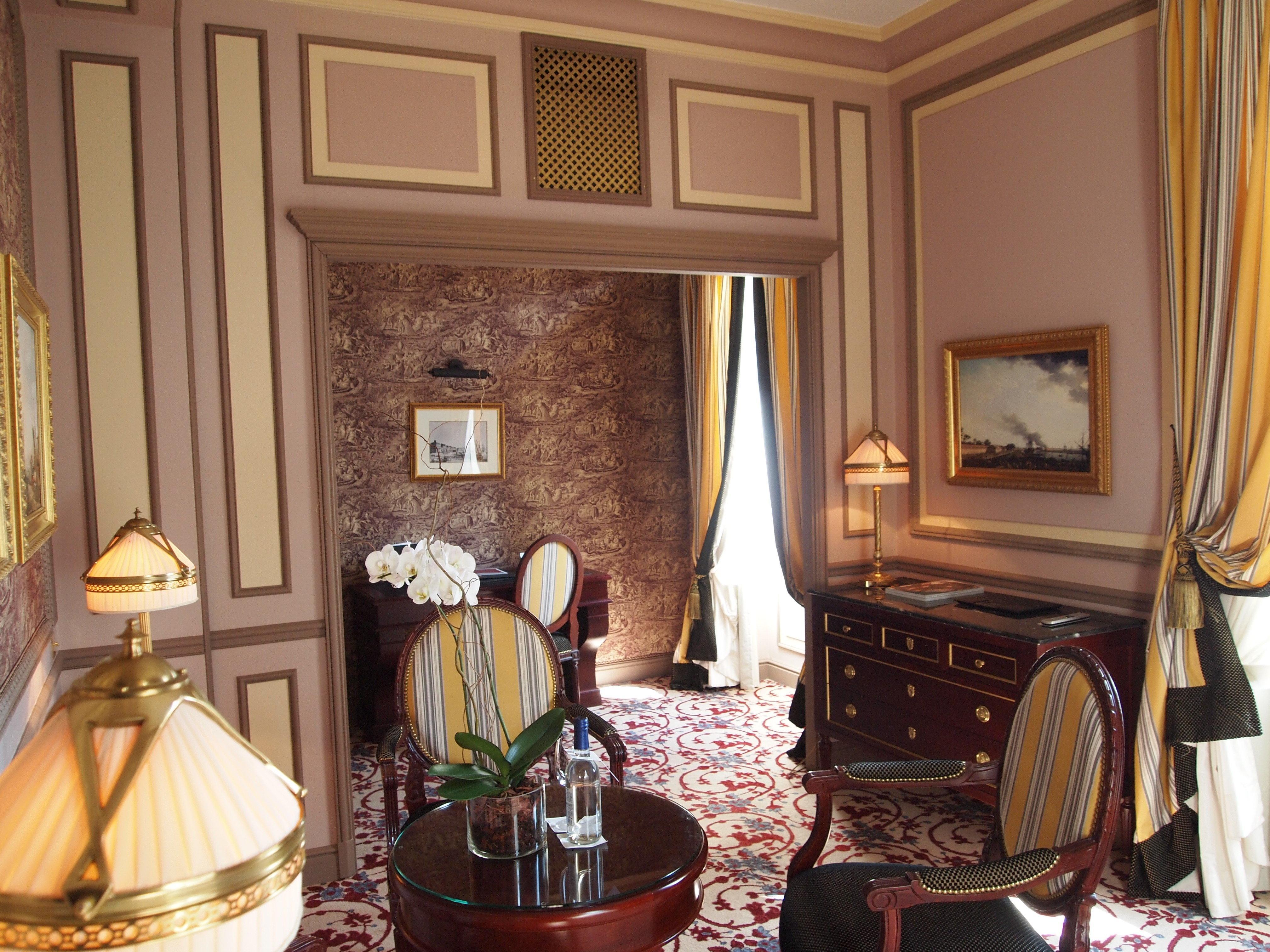 Intercontinental Bordeaux Le Grand Hotel By Ihg Exterior foto A suite at the hotel
