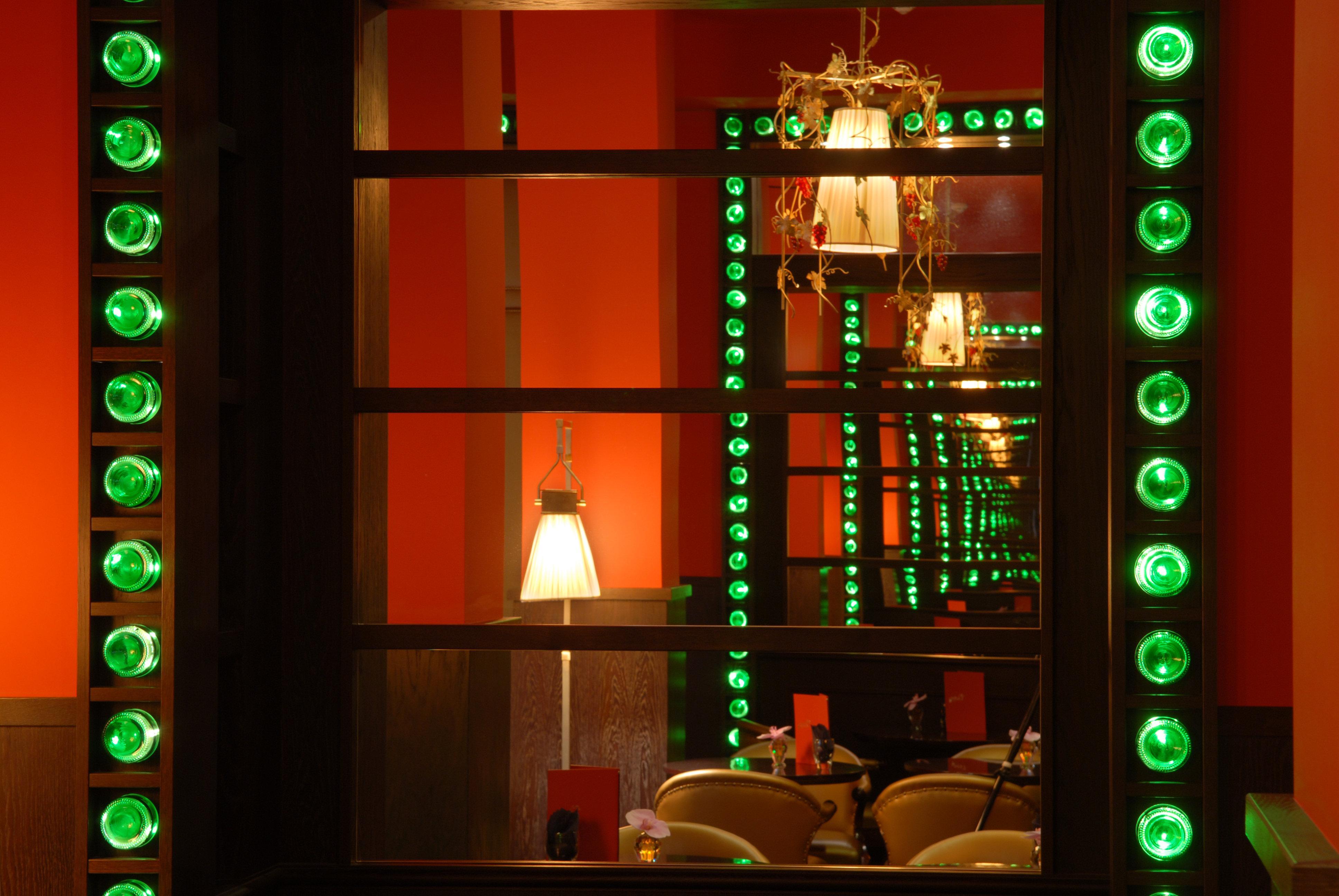 Intercontinental Bordeaux Le Grand Hotel By Ihg Interior foto Interior of a restaurant in the city of Puebla, Mexico