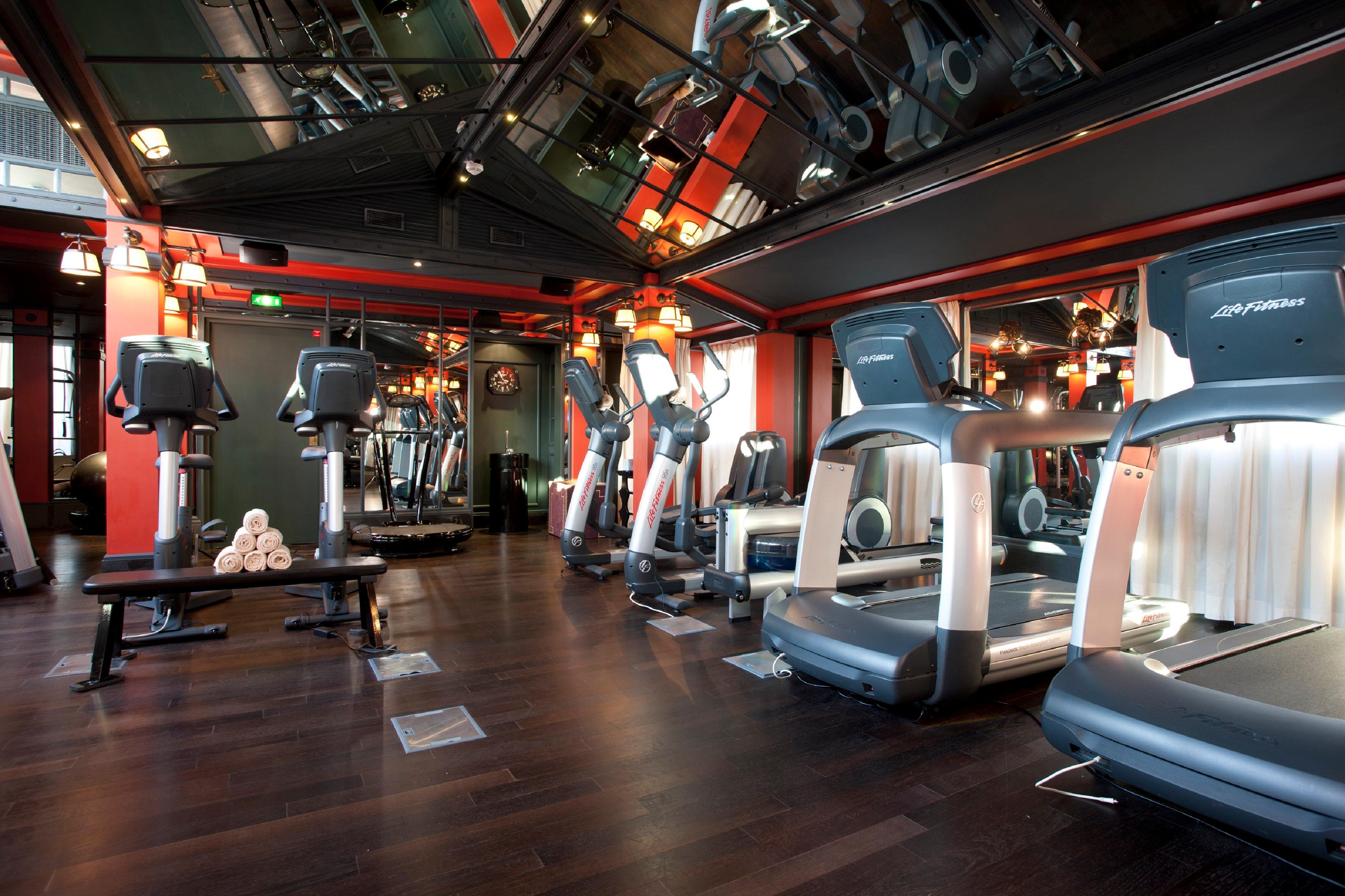 Intercontinental Bordeaux Le Grand Hotel By Ihg Facilități foto The gym